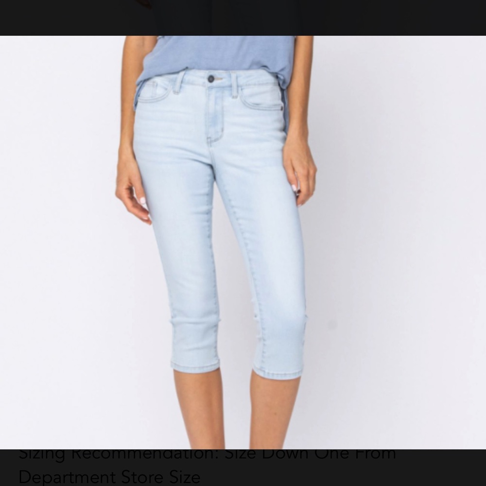 Judy Blue Capri 14